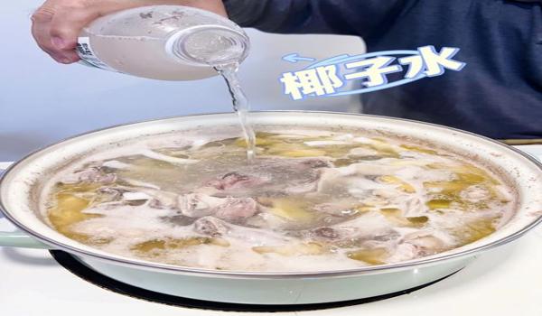 吃鸡如何爬树
