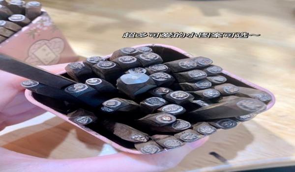 绝地求生杜甫辅助怎么用不了