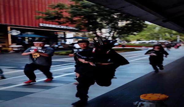 绝地求生发财辅助怎么开
